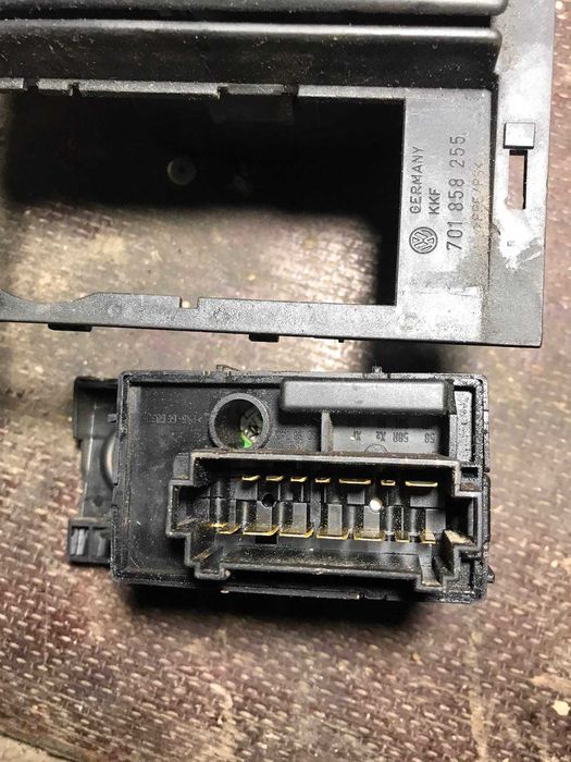 Блок управления светом Фольксваген Т-4