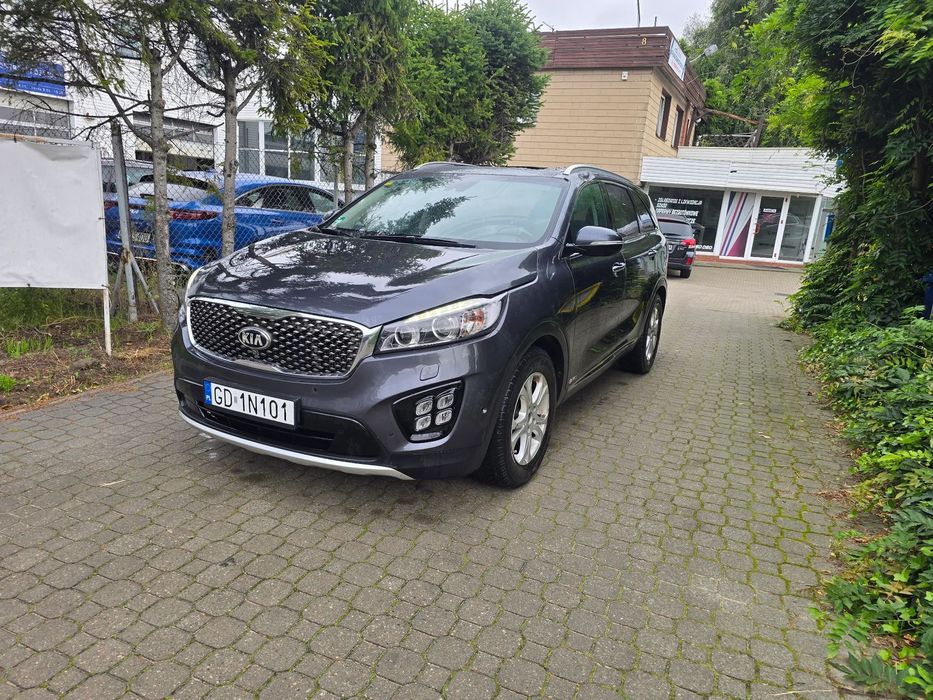 Kia Sorento KIA SORENTO uszkodzony szklany dach!