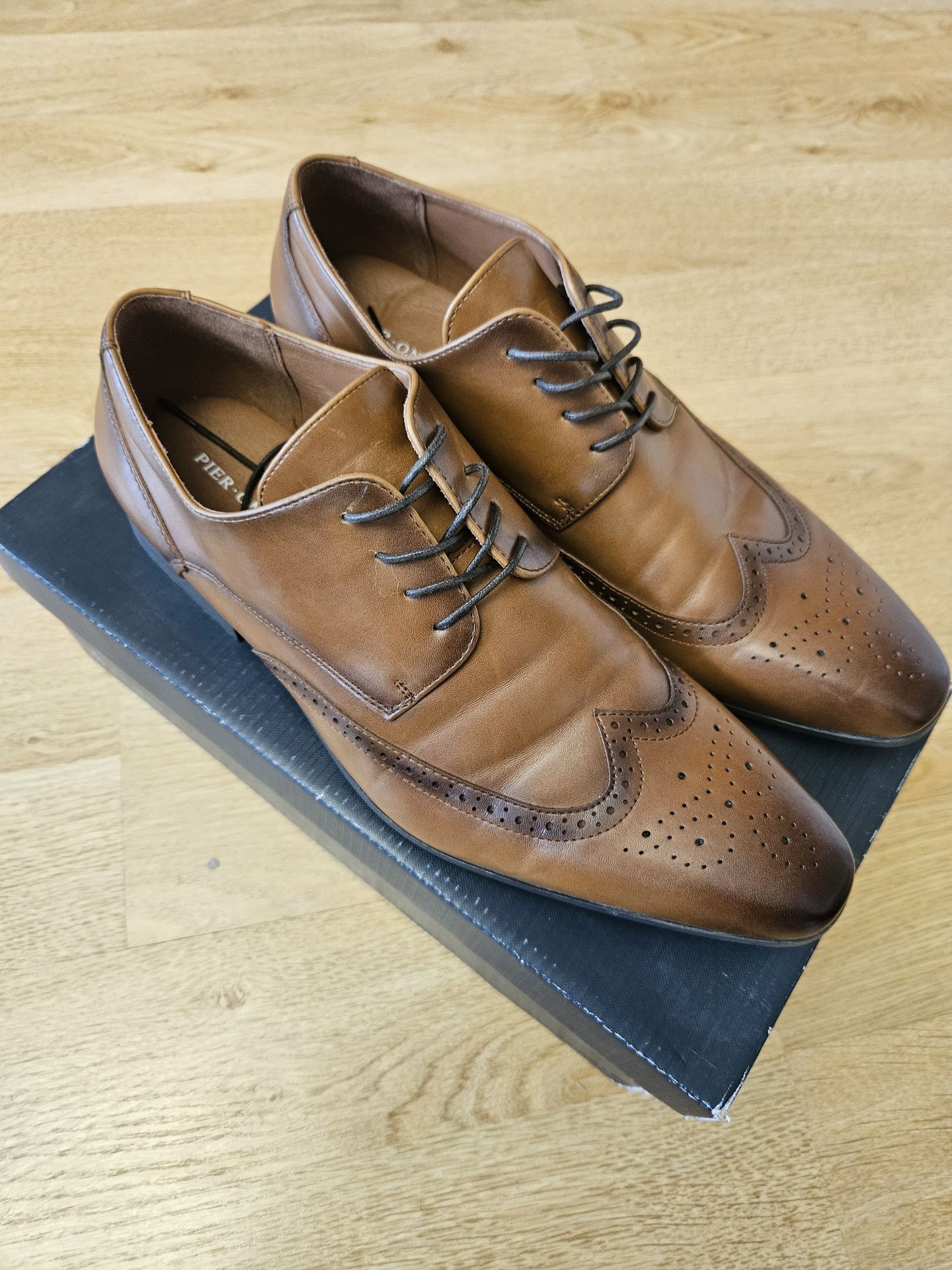 Buty męskie wizytowe Pier One r. 43 / 44 półbuty wiązane