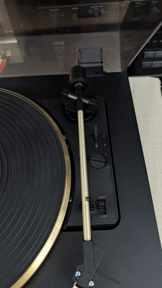 UHER Clasic audiofilski gramofon automatyczny
