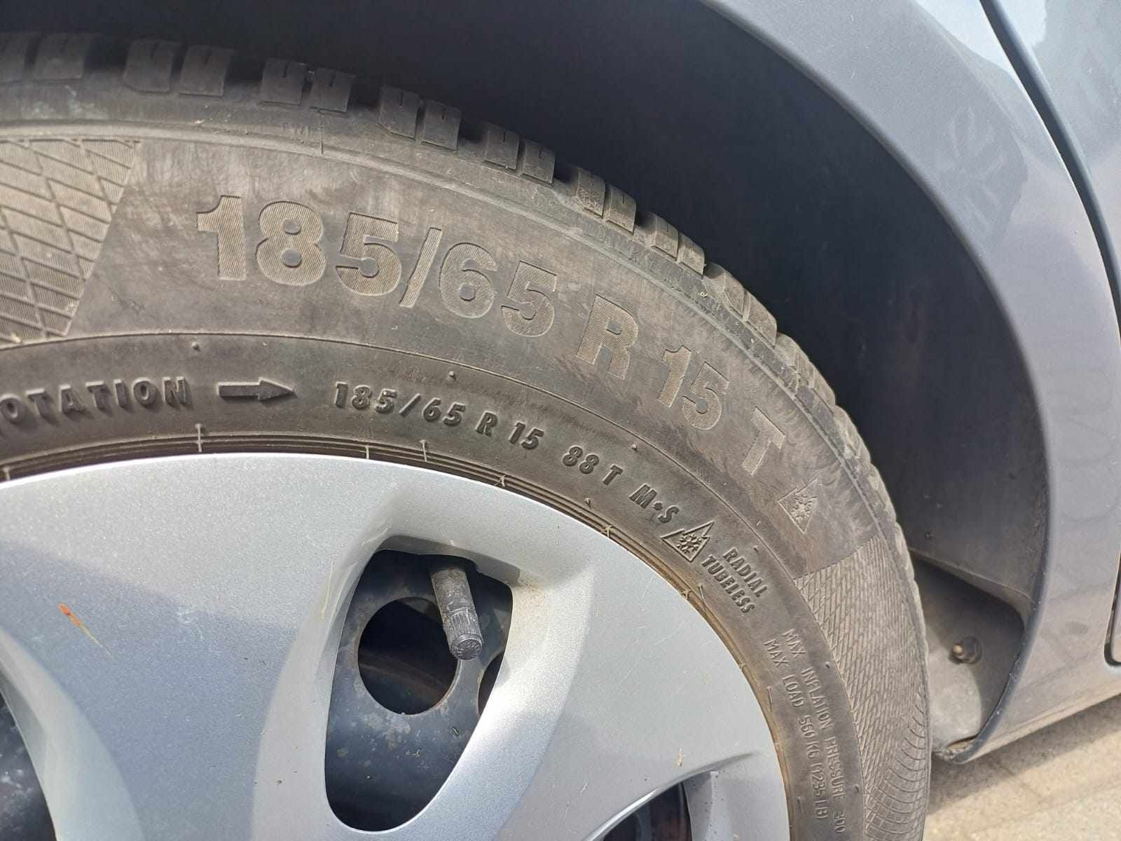 Całe koła 4szt. Opony zimowe Continental 185/65 R15 Opel Corsa