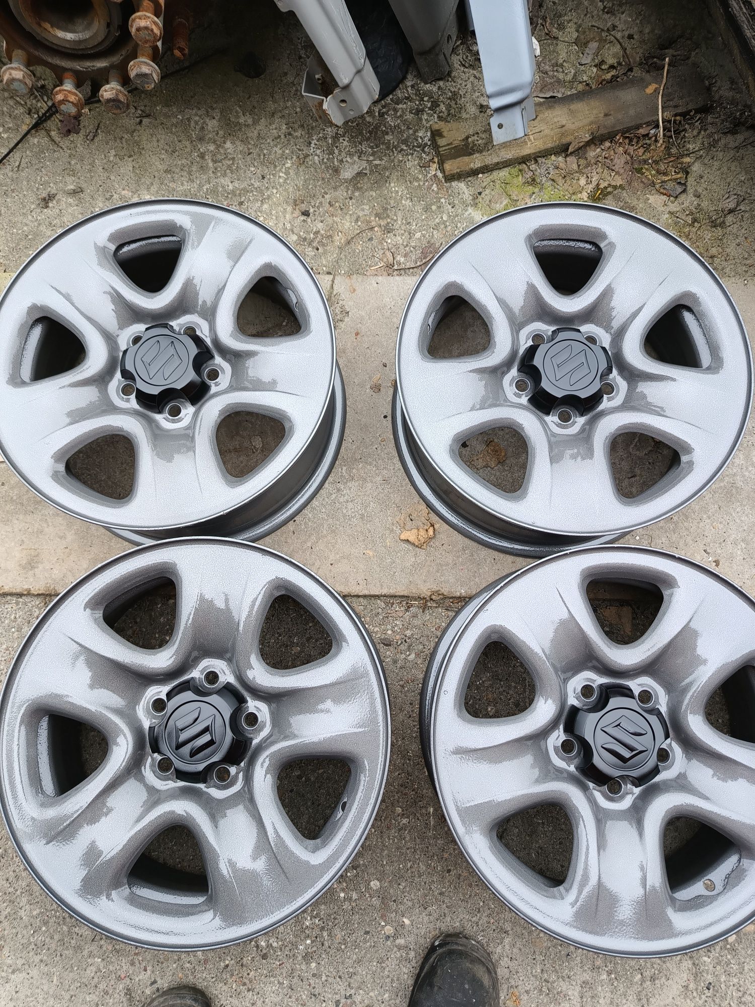 Felgi grand Vitara 16 " po renowacji