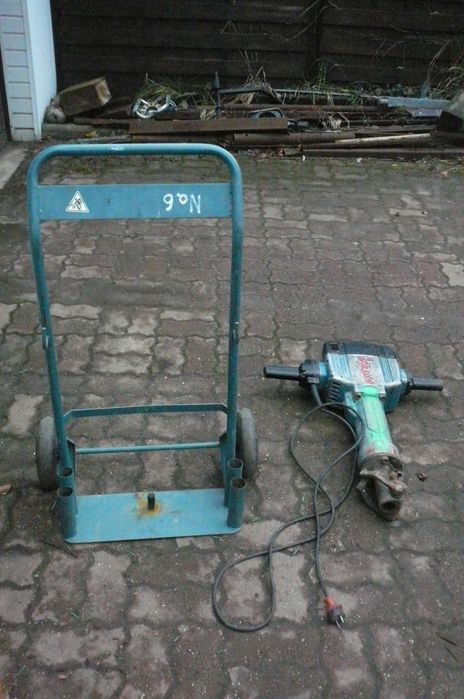 Młot wyburzeniowy Makita HM1810 Wózek 2000 W moc 45 J