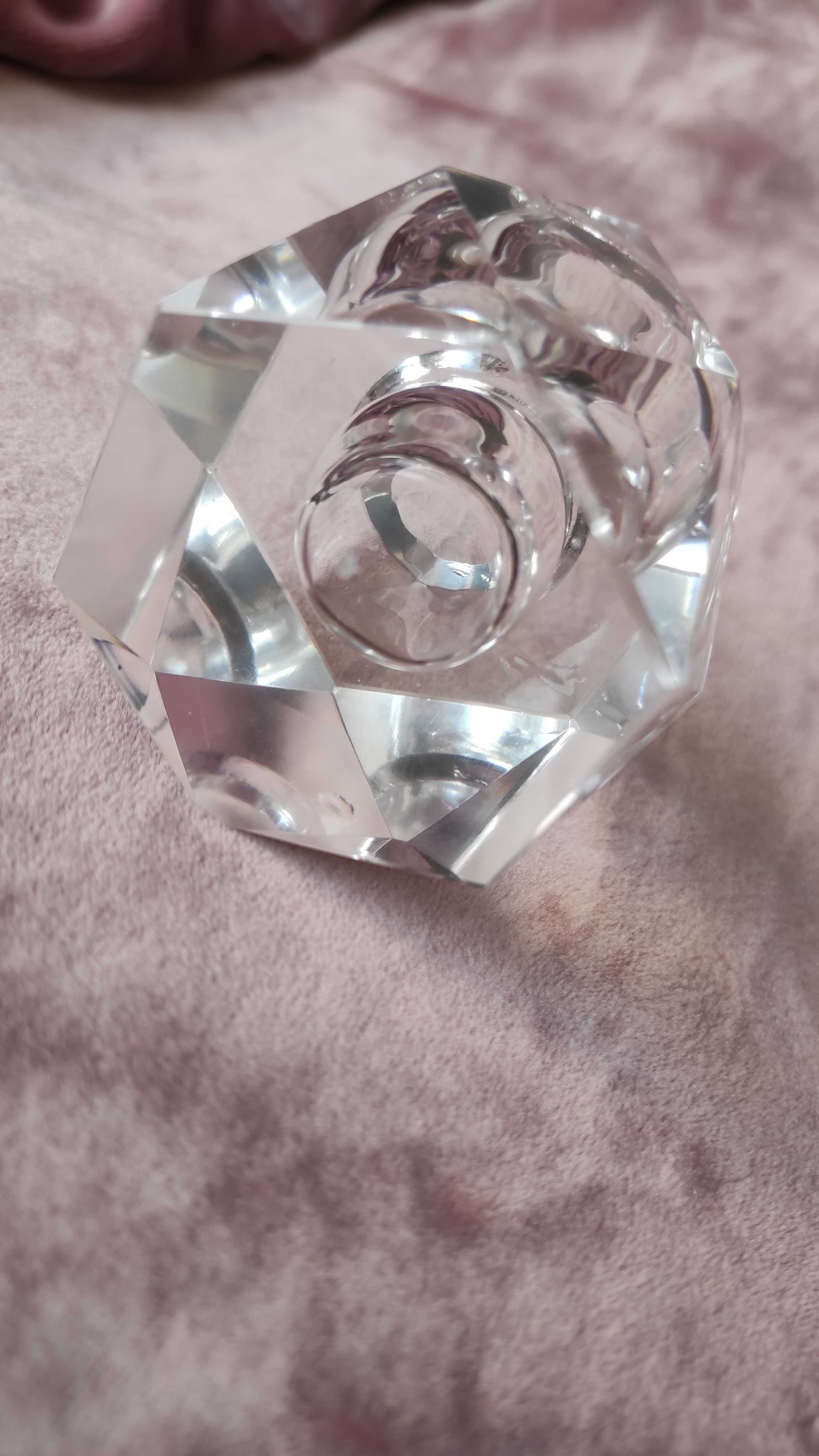 Świecznik glamour sygnowane ręczny szlif szkło kryształowe