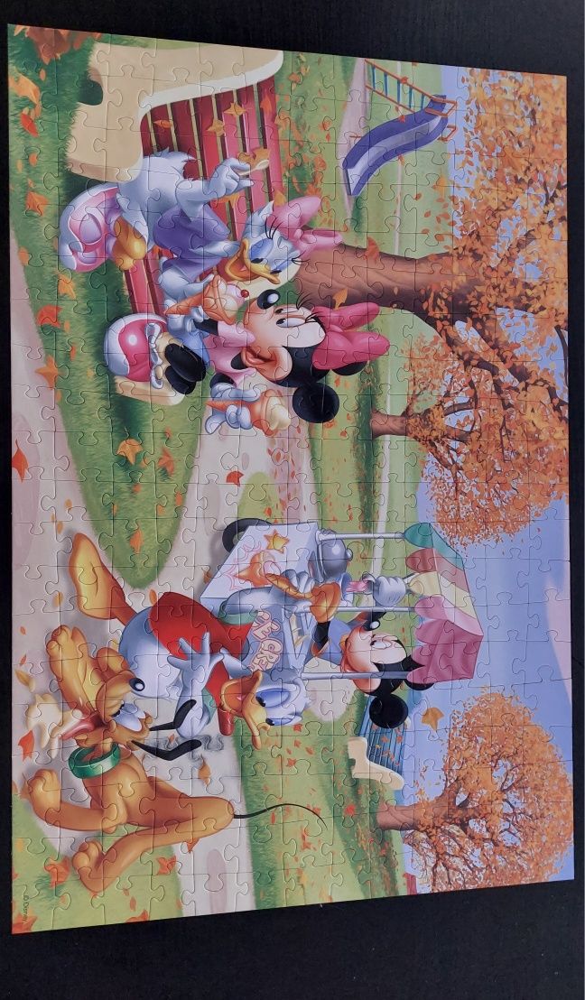Puzzle Trefl Mickey Mouse & Friends