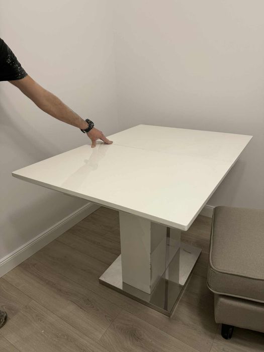 Stół rozkładany do jadalni biały lakierowany