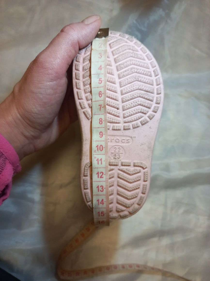 Обувь для девочки 22-23