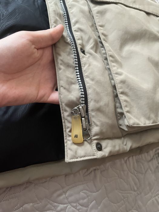 Унісекс пуховик Everest 40 розміру