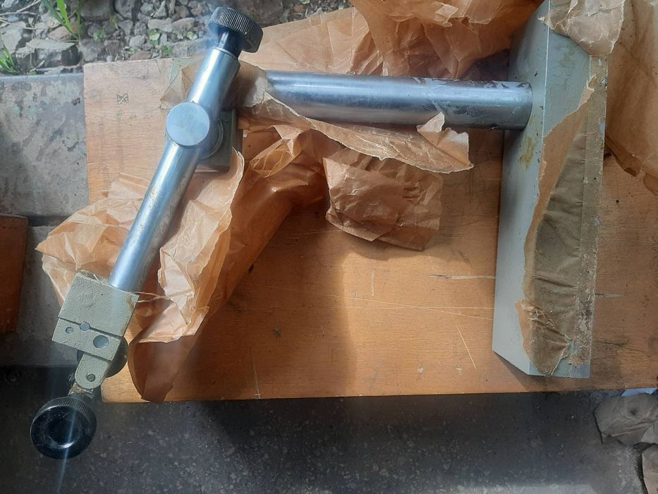 Штатив для измерения головок