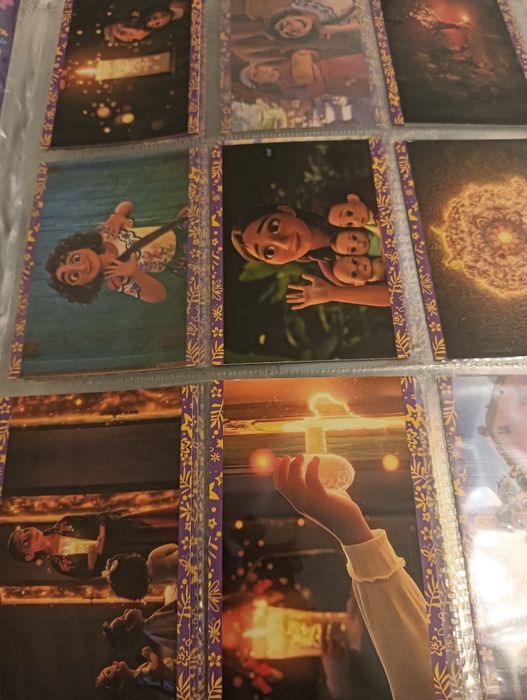 Cromos Panini Coleção Encanto