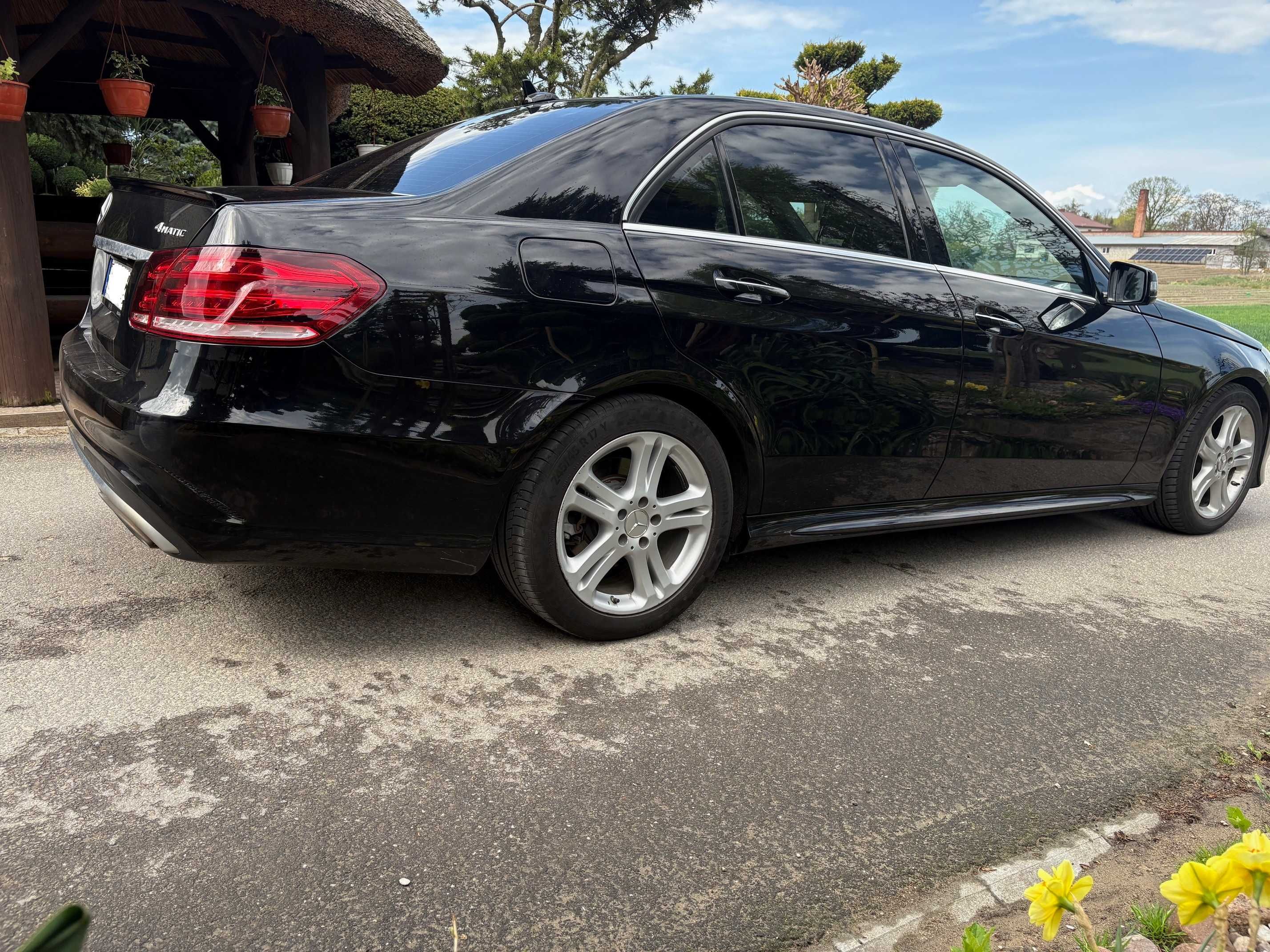 Mercedes E-klasa E400 4matic 333KM (ASO)