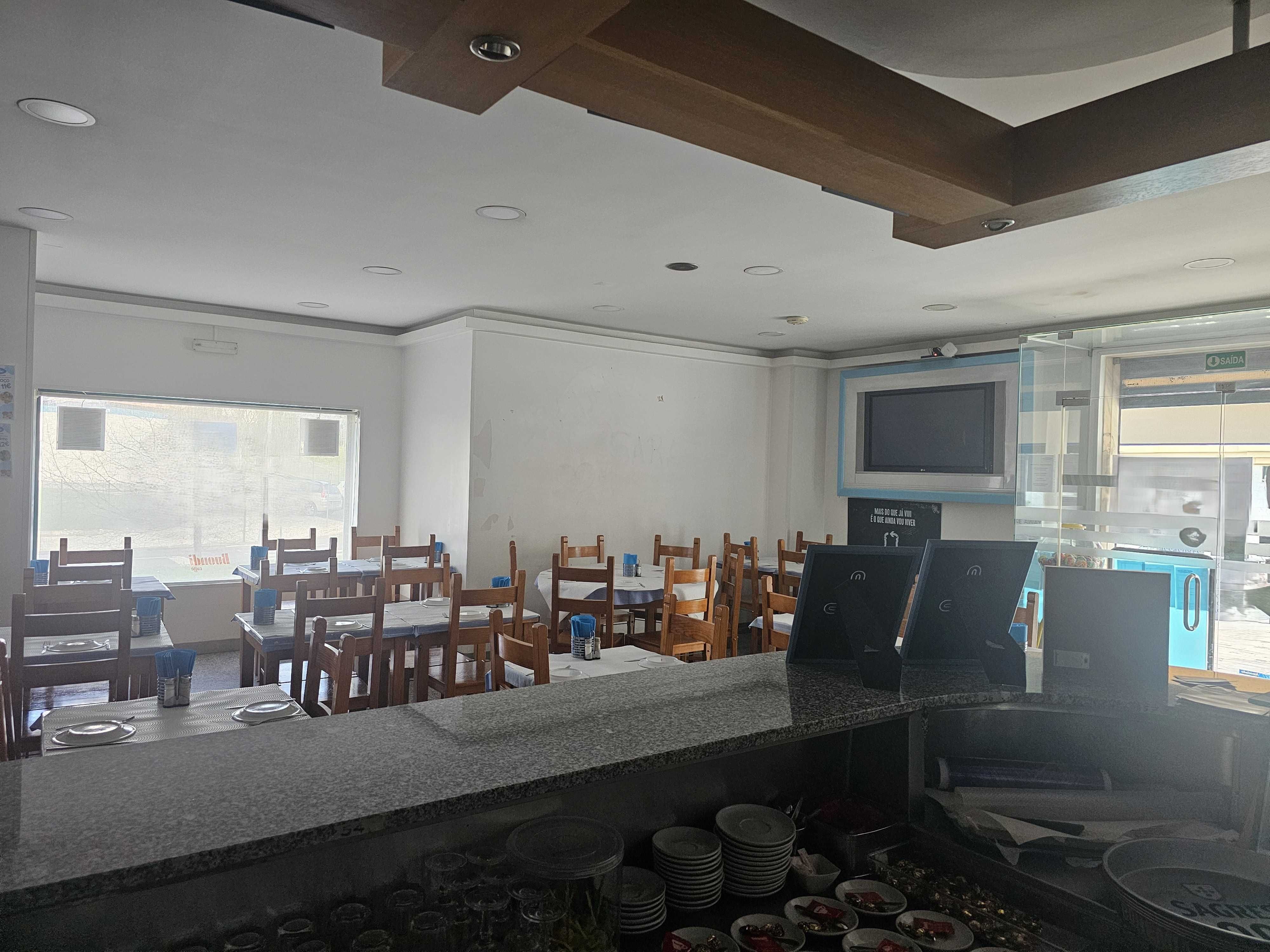 URGENTE - Trespasse de Restaurante a funcionar com boa clientela