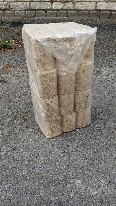 ДУБОВИЙ паливний/топливный брикет d25 Піні-Кей, Руф RUF для камінів