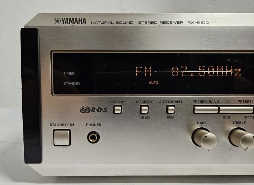 Am/Fm Amplituner Yamaha RX-E100, 40 w
