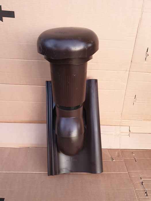 Kominek wentylacyjny do dachówki betonowej