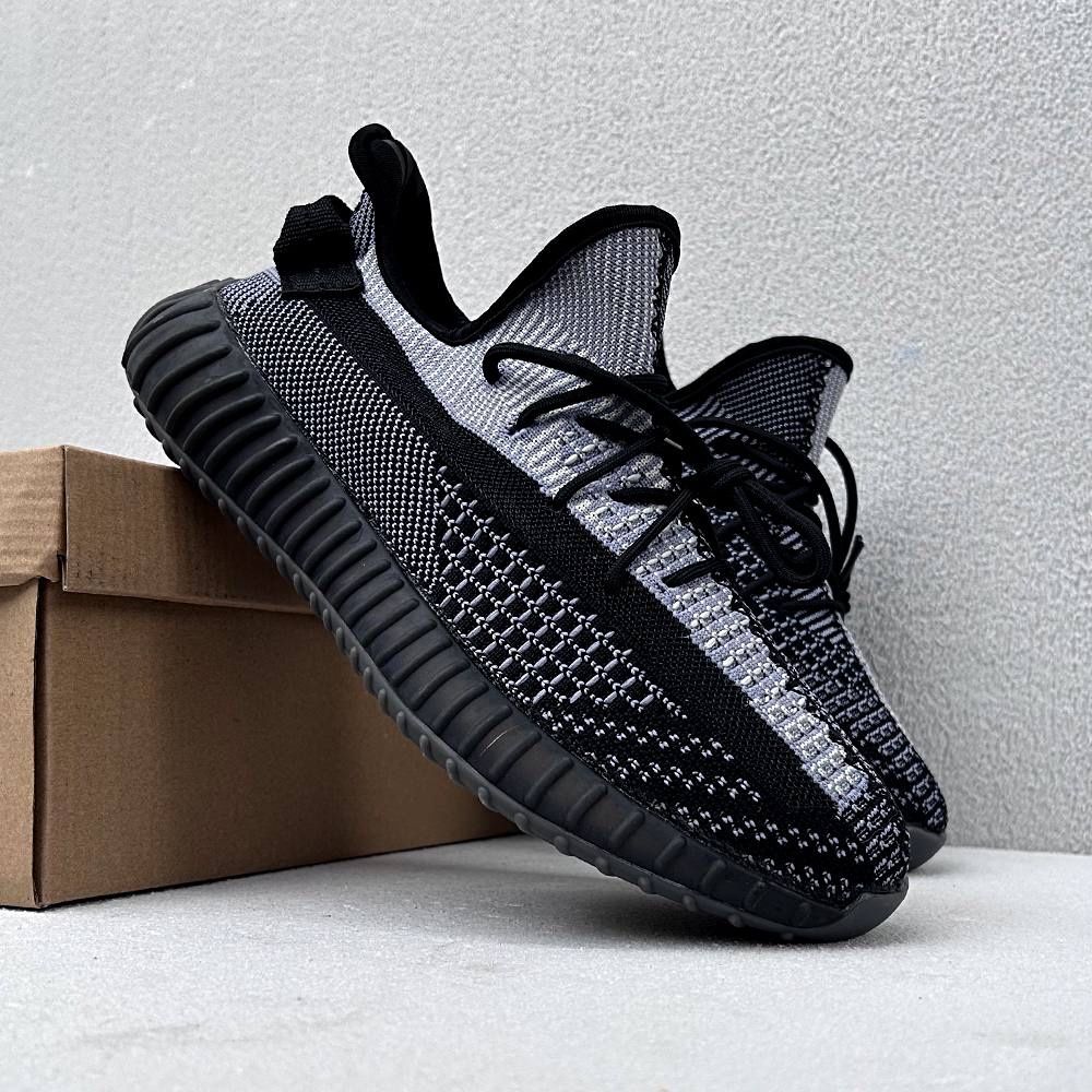 Мужские кроссовки Adidas Yeezy Boost 350. Чоловічі кросівки Адидас.