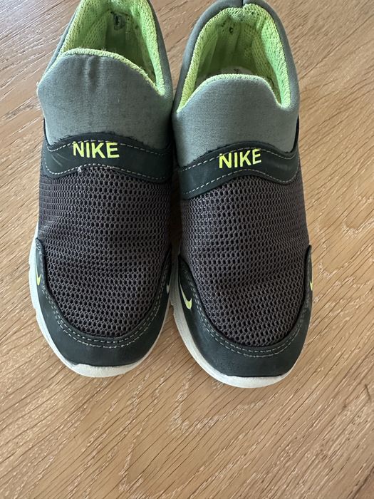 Buty adidasy wsuwane rozm 30