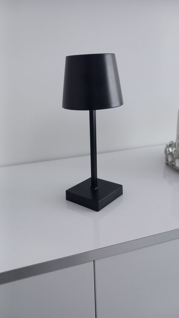 Lampka na baterie