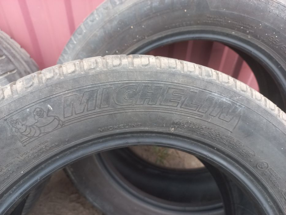Продам Резину MICHELIN
