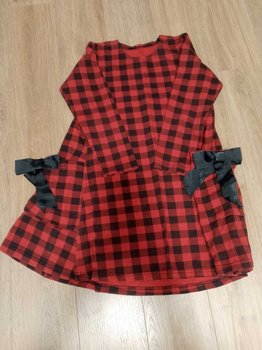 Sukienka świąteczna 128