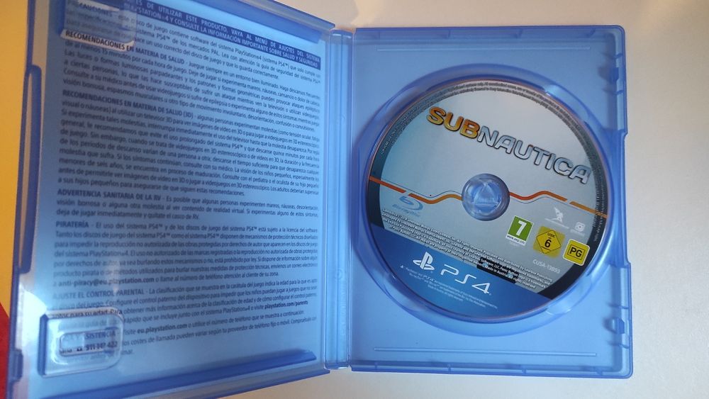 Jogos PS4 Subnautica