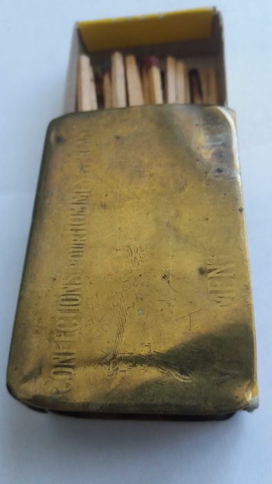 P, starocie różności etui osłonka na pudełko zapałek metal vintage