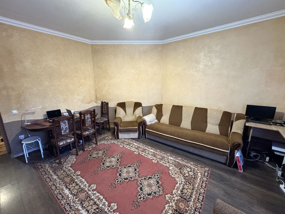 1к центр вул. Штефана Августина