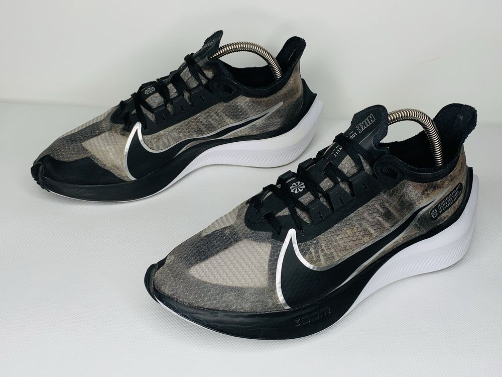 Nike_Zoom Gravity_Sneakersy Sportowe Męskie Buty_42_27 cm
