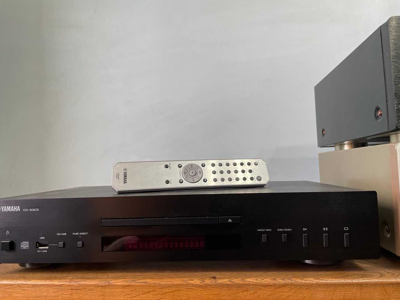 YAMAHA CD-S303 проигрыватель CD дисков