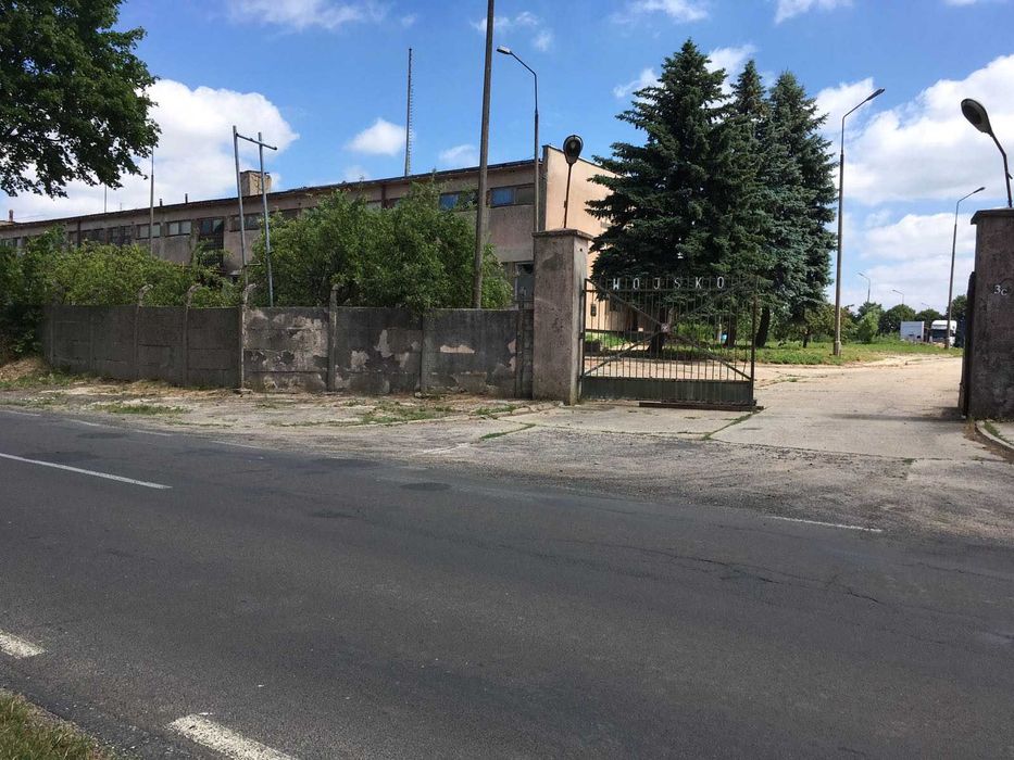 Dzialka Inwestycyjna z Zabudowaniami Bi - Blisko Granicy z Niemcami.
