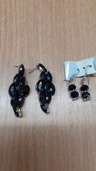 Продам новую бижутерию(серьги и ожерелья)