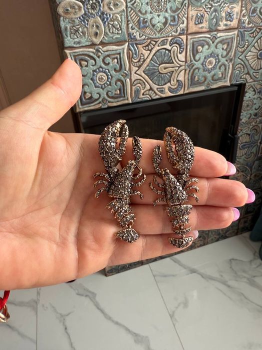 Продам стильние серьги