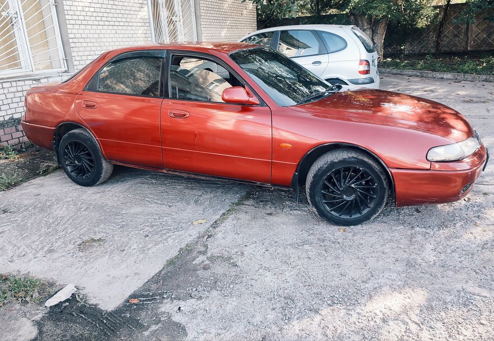 Продам чортольота Mazda 626 GE 1992 року