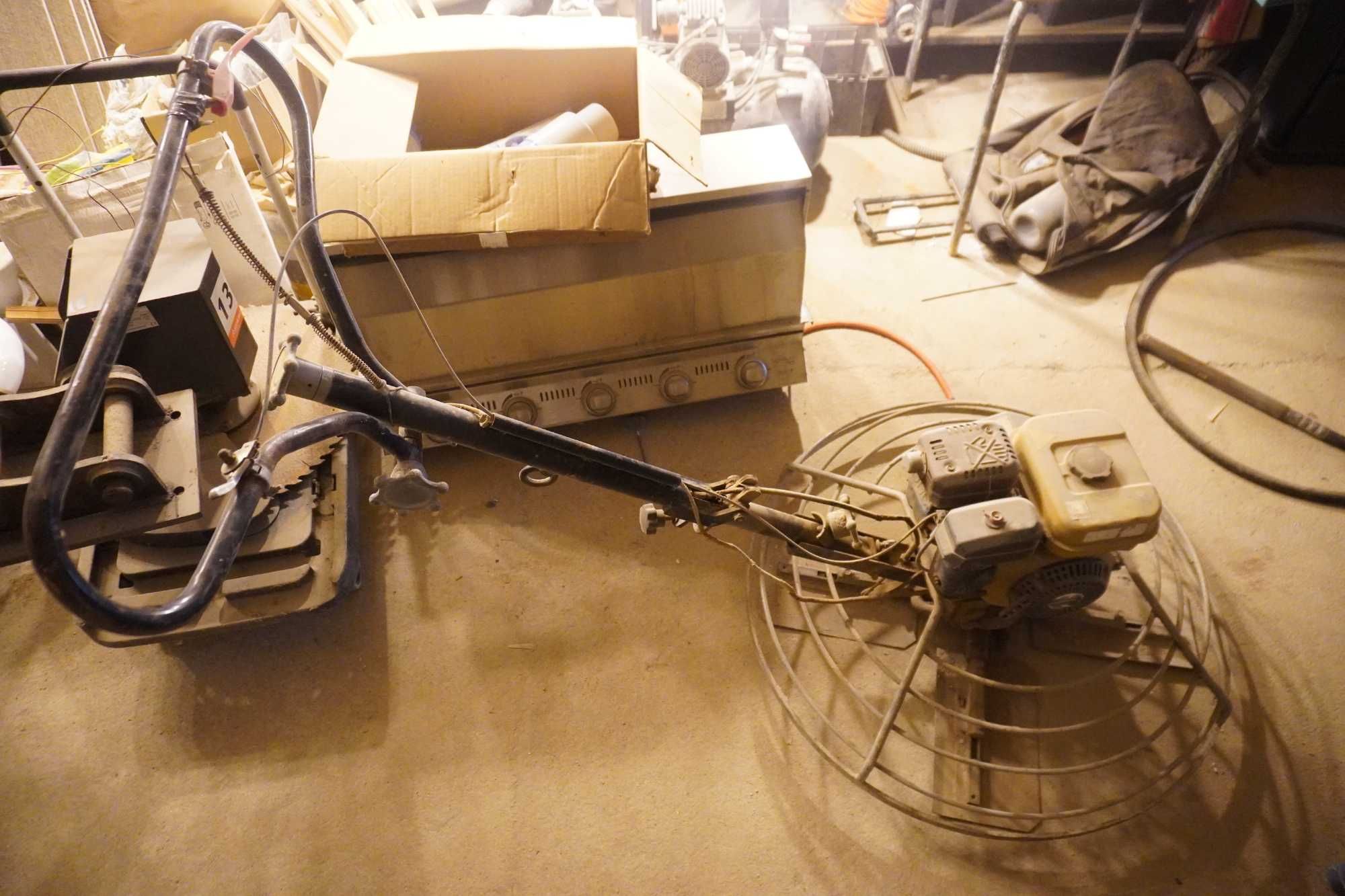 Máquina de Polir Betão com Motor Subaru + Vibrador de Betão