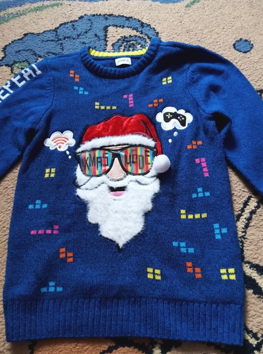 Świąteczny sweterek Mikołaj