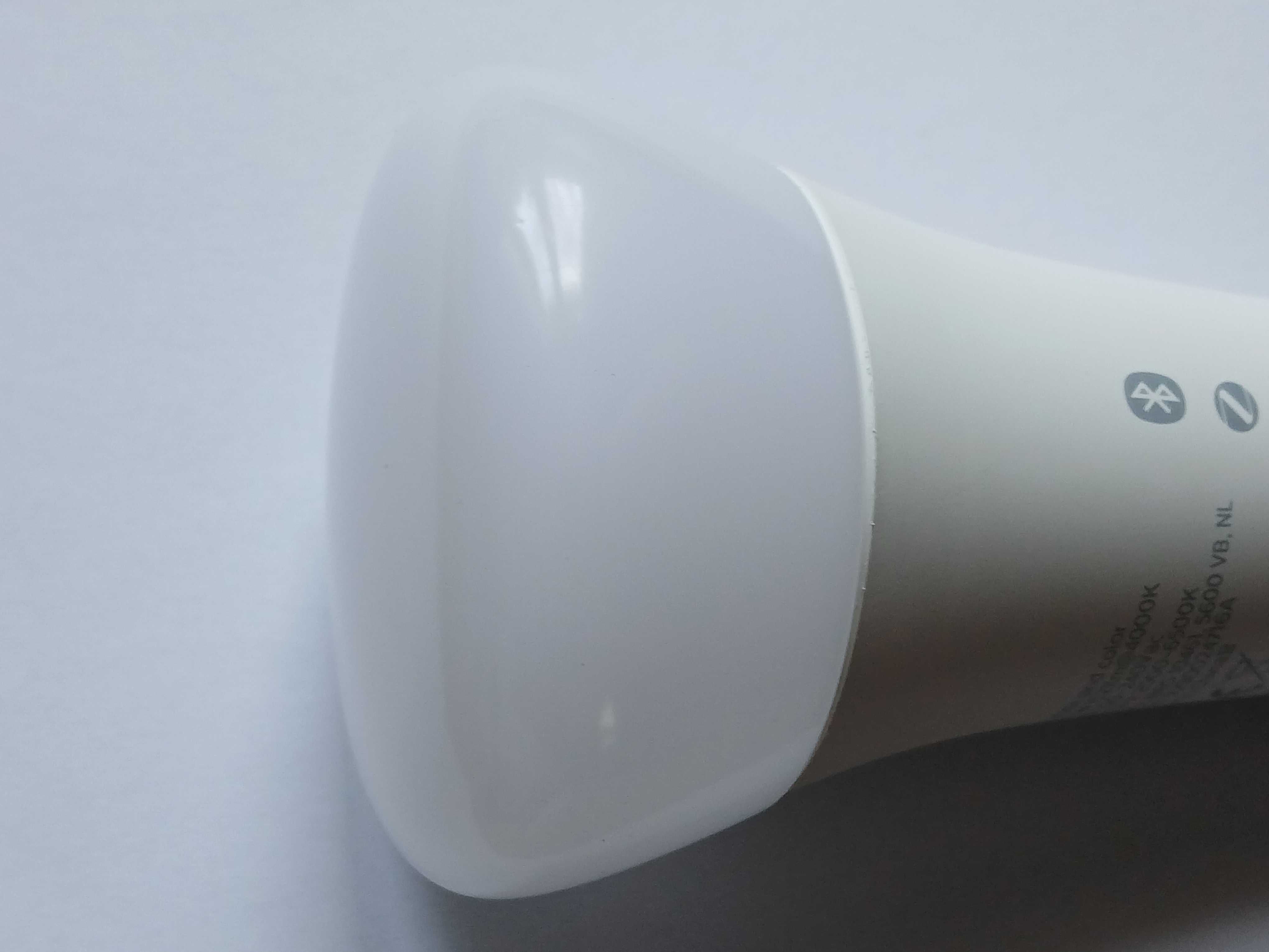 Żarówka PHILIPS HUE White and color ambiance E27 1600lm*bez pudelka