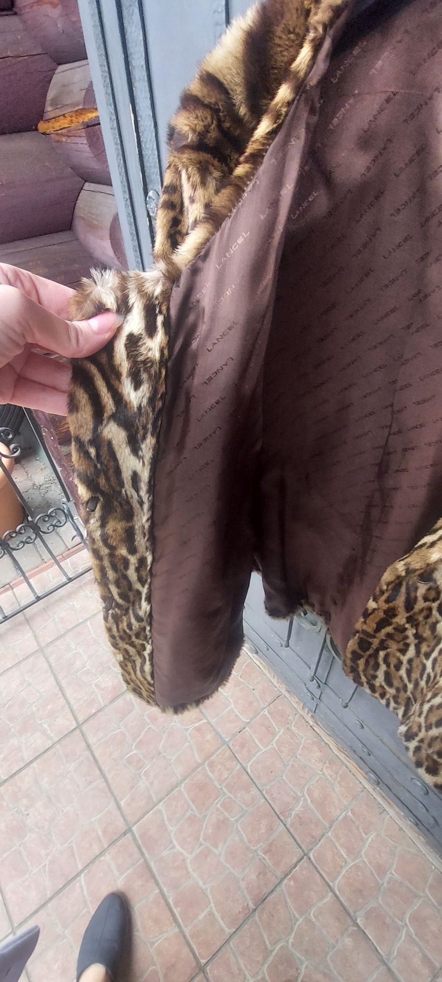 Продам шубу піджак з леопарда