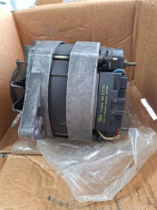 Alternador para carro Renault ( a gasolina).