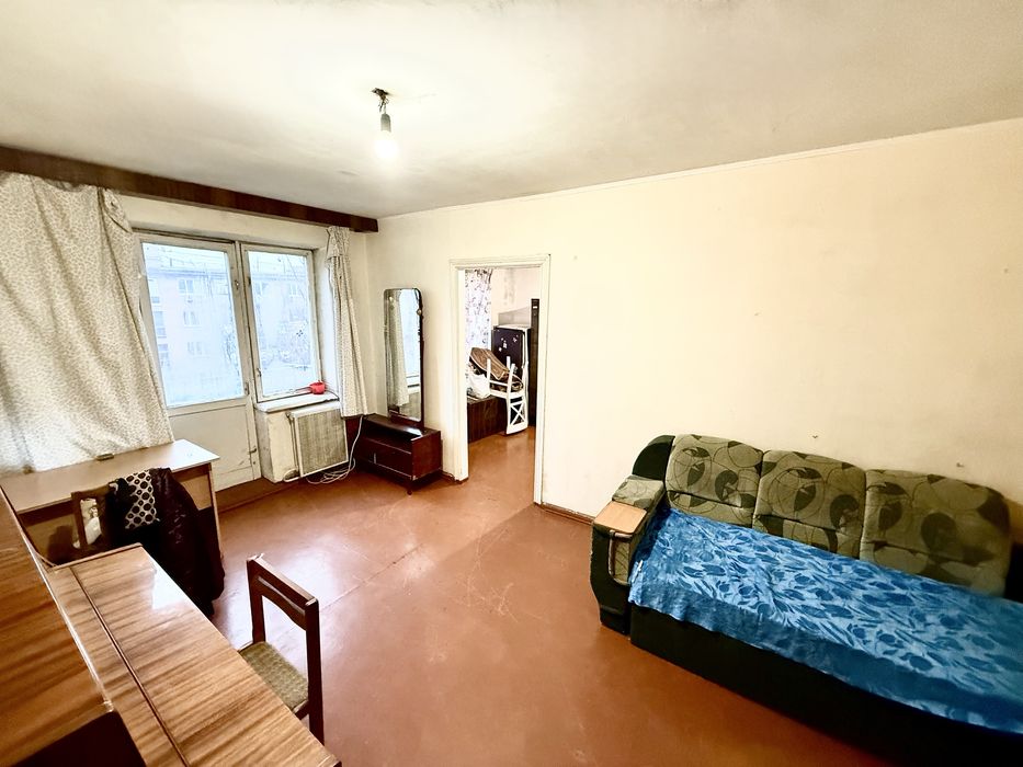 Район Новомиколаївка.Поруч 25-ї школи