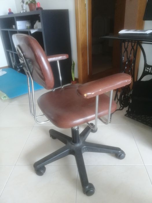 Cadeira escritorio vintage