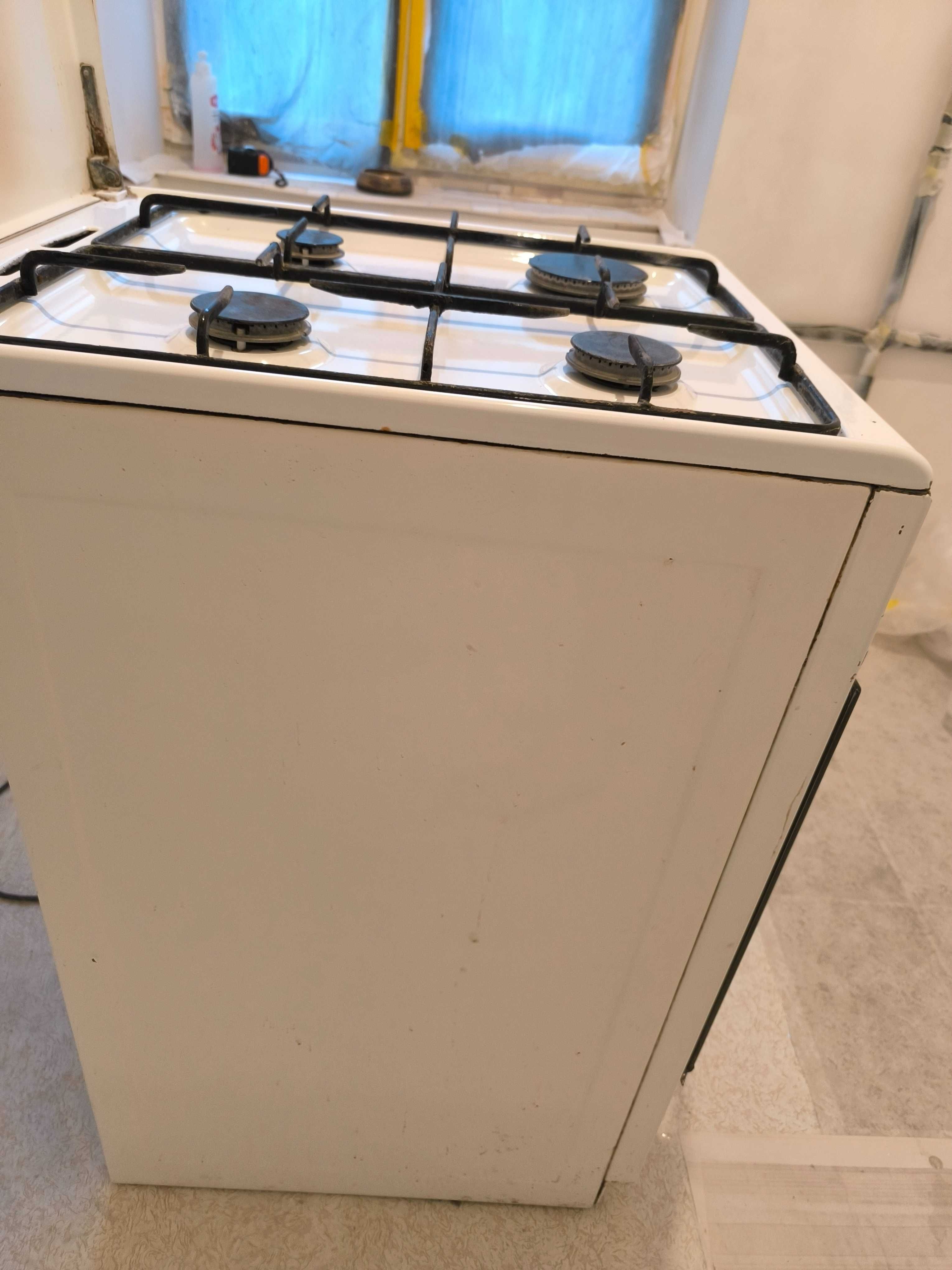Продам газову плиту