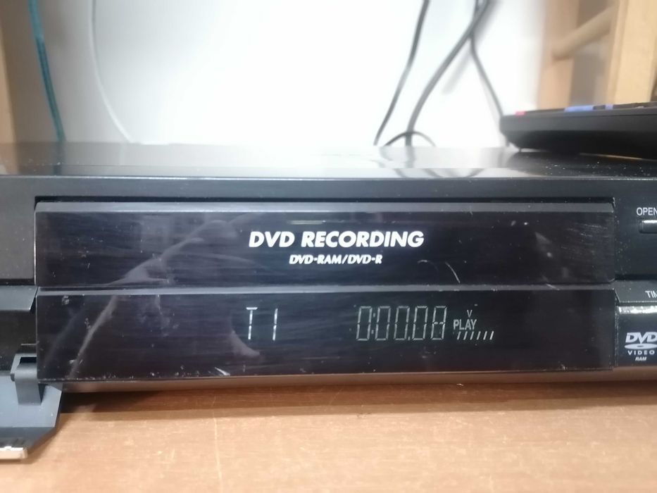 Nagrywarka Panasonic DMR-E55  PILOT DVD Recorder