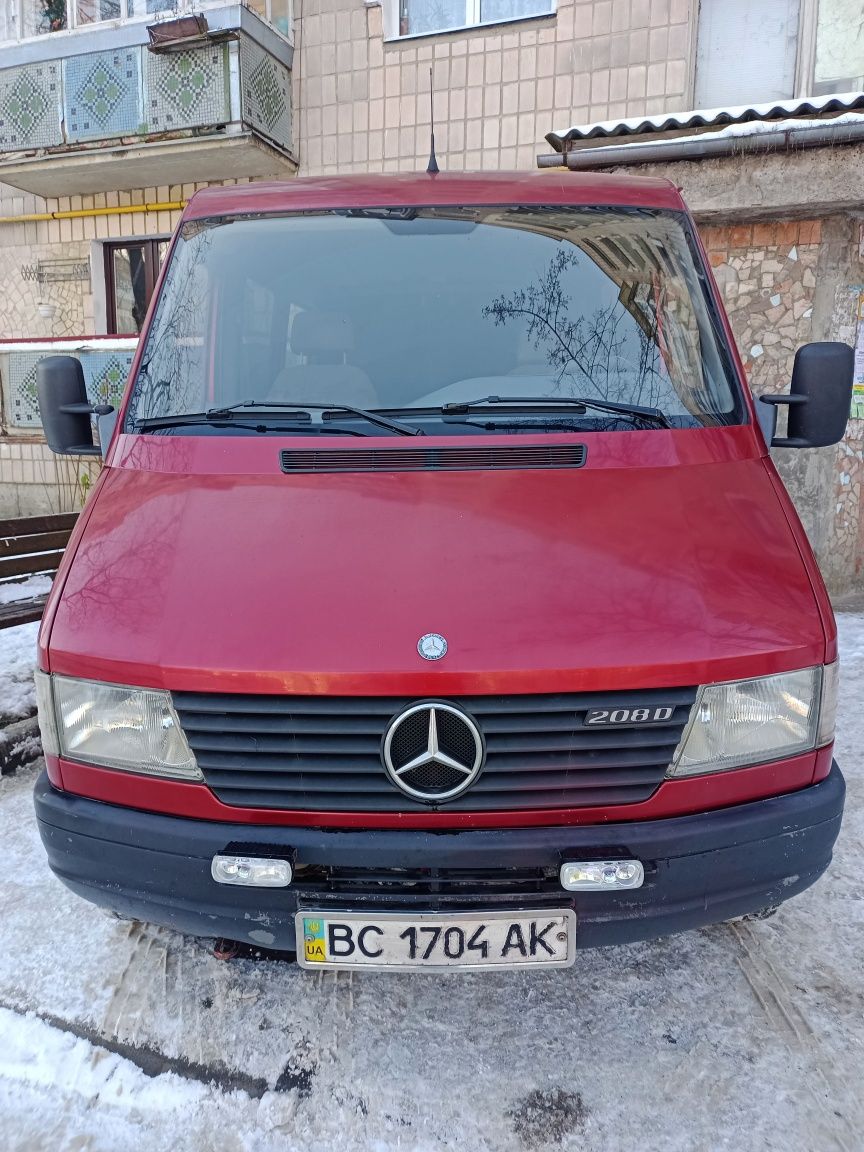 Mercedes Benz 208 2.3Dizel