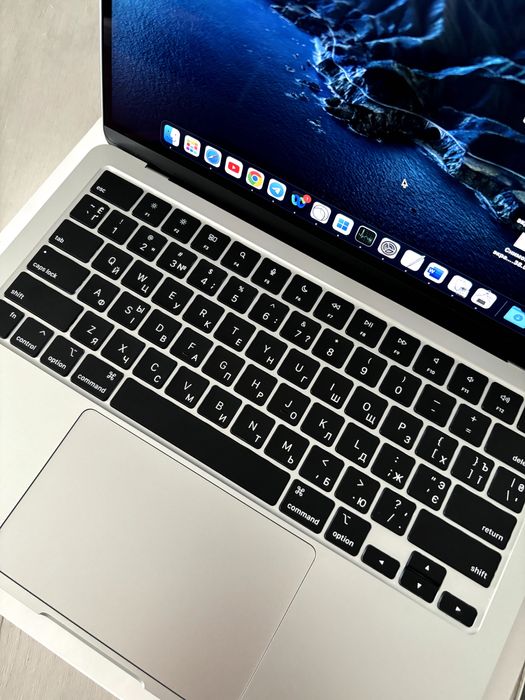 Apple MacBook Air 13,6 M3 8/256gb 2024 Silver