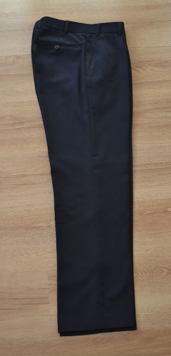 Garnitur, ciemny granat, elegancki, roz. M