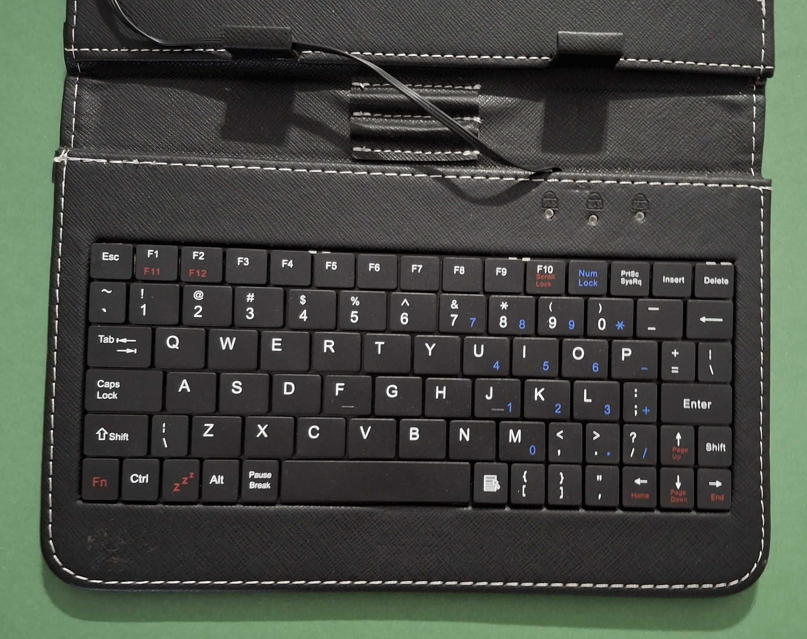 Teclado para tablet - artigo novo - ligação USB - tamanho 15 x 22 cm