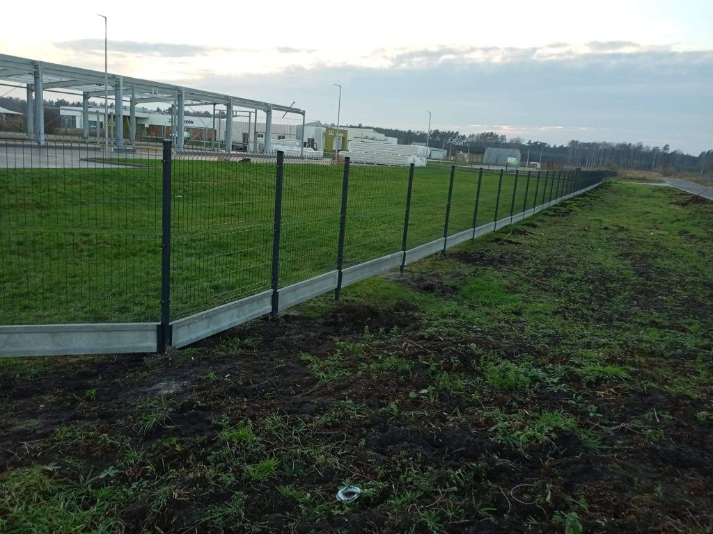 Gotowe ogrodzenie panelowe systemowe PRODUCENT
