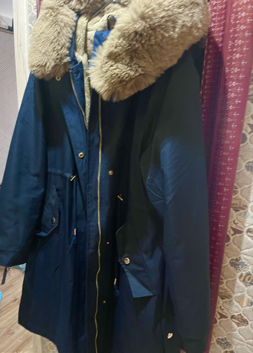 Zimowa damska parka stan bardzo dobry rozm. M z odpinanym misiem