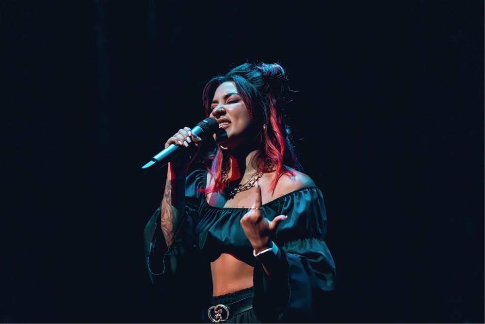 ЦЕНТР уроки гитары барабанов вокала ф-но / уроки гітари фортепіано