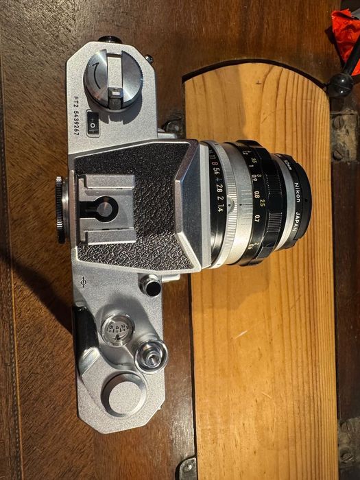 Nikomat FT2 (Analógica 35mm) + Nikkor 50mm f/1.4 — Revisto
